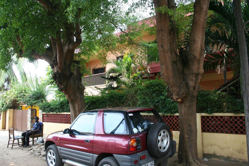 Hotel Aurore Lome Exterior photo